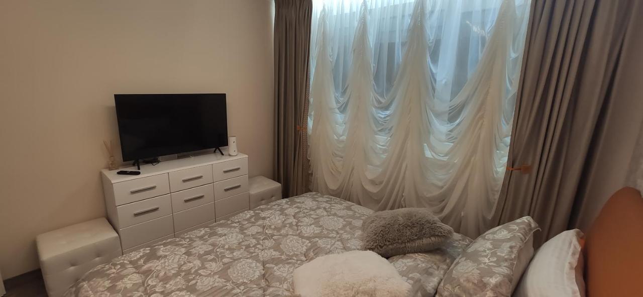 Casa Lux Apartment Bucharest Exterior photo